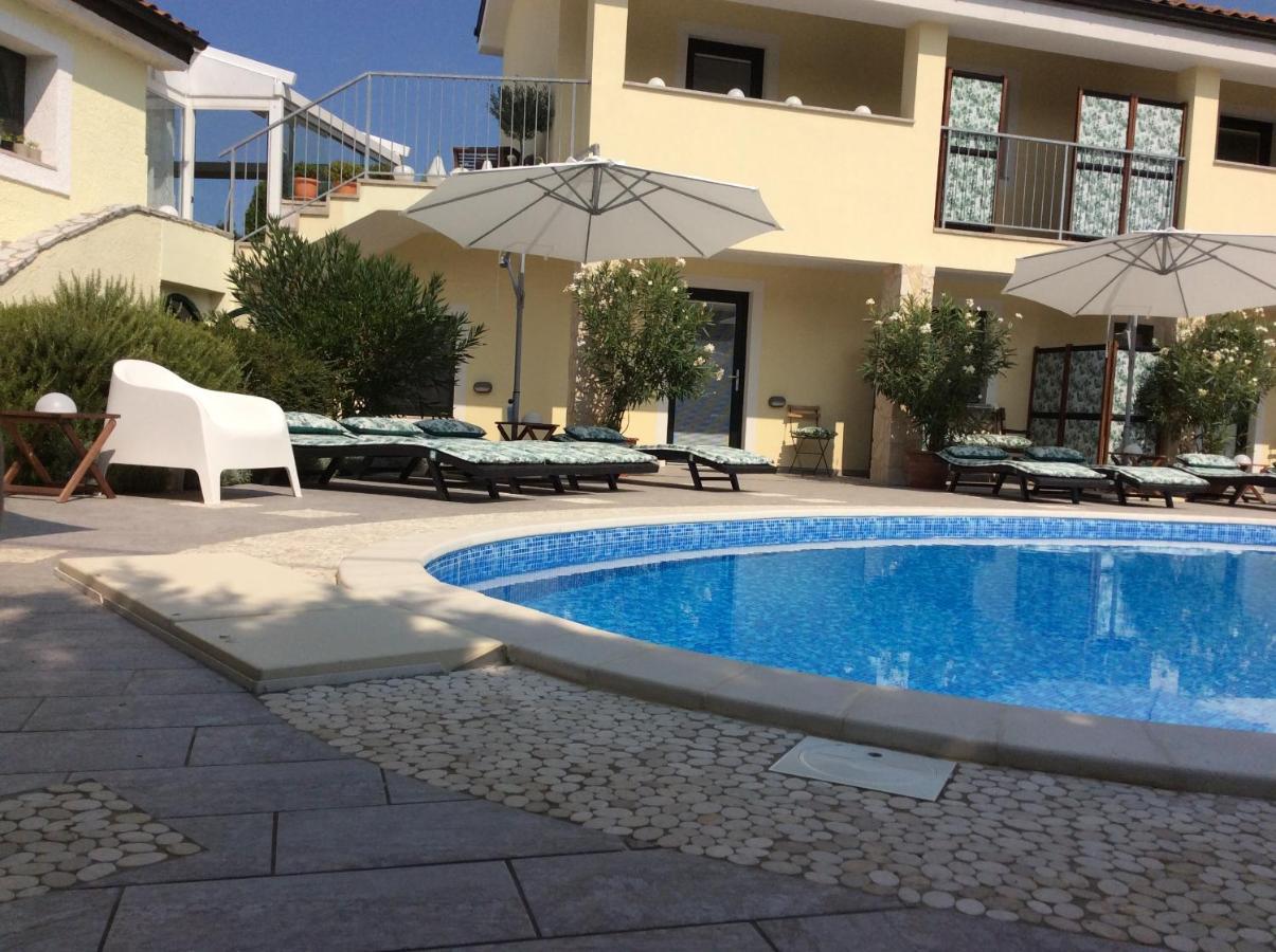 Elicriso Resort Rasopasno Bagian luar foto